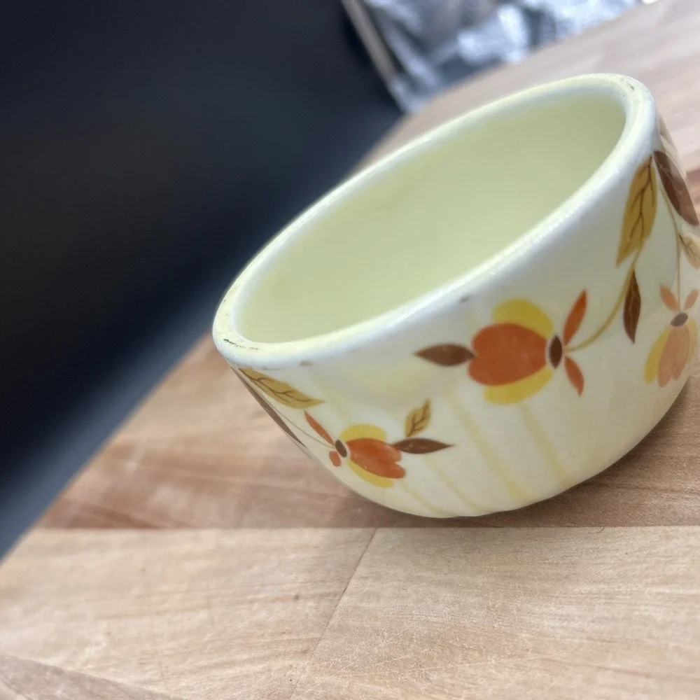 Vintage Hall's Superior Autumn Leaf Custard Bowl 3  1/2 X 2  1/4